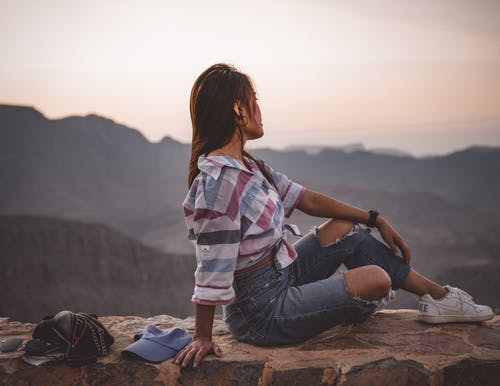 善惡邊緣懸疑小說(shuō)主角遲瑞錦無(wú)刪減版閱讀