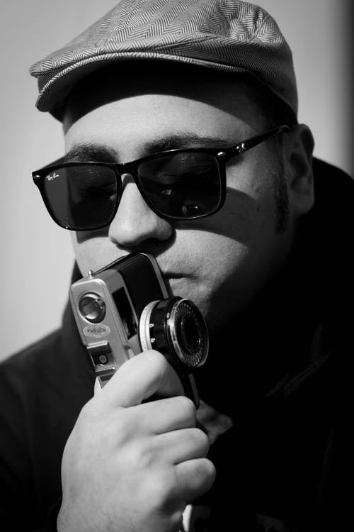 中呂·朝天子·志感古詩注釋