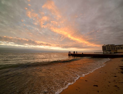 2020年五四青年節(jié)詩歌朗誦3篇 2020年五四青年節(jié)詩歌朗誦3篇