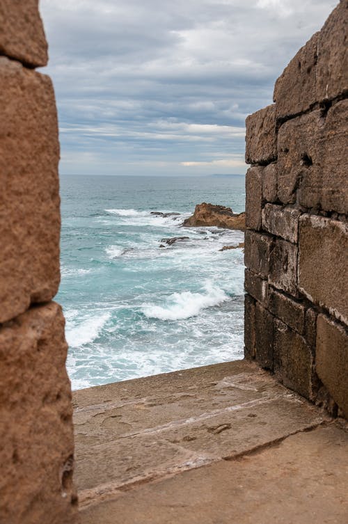 鼓勵(lì)人快樂的經(jīng)典語錄 鼓勵(lì)人快樂的經(jīng)典語錄