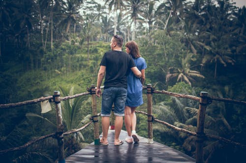 關(guān)于勤學(xué)的勵(lì)志口號(hào)