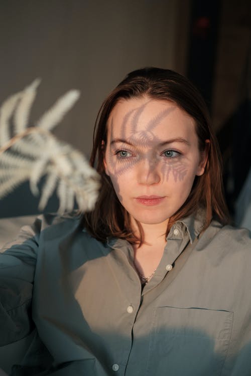 游戲我穿越進(jìn)了腦葉公司小說男主陸冥無錯版閱讀 游戲我穿越進(jìn)了腦葉公司小說男主陸冥無錯版閱讀