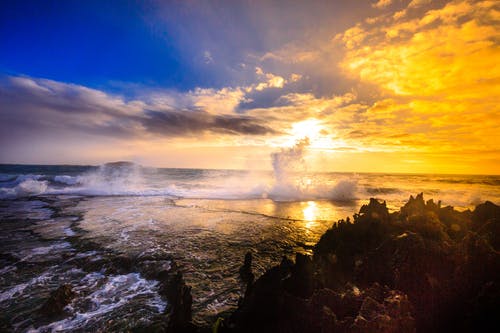 精選有內(nèi)涵勵志句大全