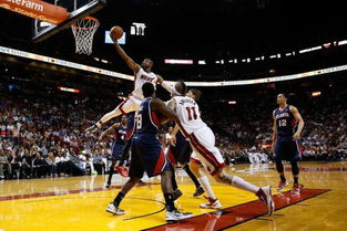 籃球的基礎(chǔ)知識(shí)及規(guī)則,籃球基礎(chǔ)知識(shí)與技巧,籃球比賽規(guī)則基礎(chǔ)知識(shí)